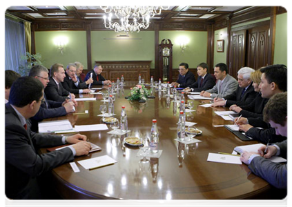 First Deputy Prime Minister Igor Shuvalov meets with First Deputy Prime Minister of Kyrgyzstan Omurbek Babanov