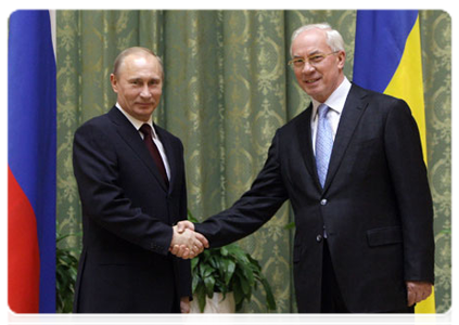 Председатель Правительства Российской Федерации В.В.Путин провёл в Киеве переговоры с Премьер-министром Украины Н.Я.Азаровым