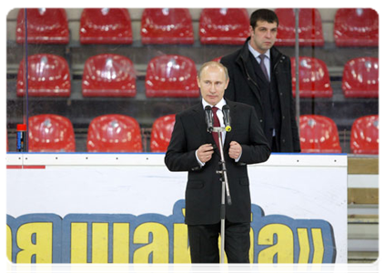 Prime Minister Vladimir Putin at Golden Puck Youth Hockey final match