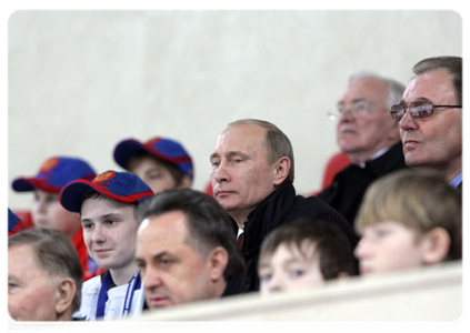 Председатель Правительства Российской Федерации В.В.Путин побывал на финальном матче детского хоккейного турнира «Золотая шайба»