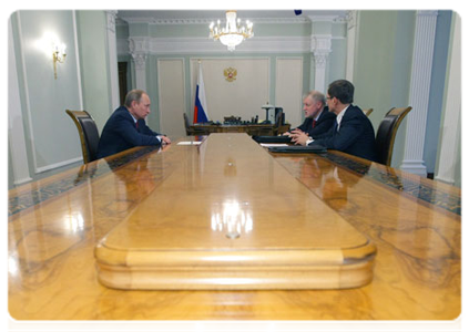 Prime Minister Vladimir Putin at a meeting with Sergei Mironov, leader of the A Just Russia party, and Nikolai Levichev, the head of party in the Duma