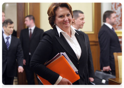 Agriculture Minister Yelena Skrynnik at a meeting of the government