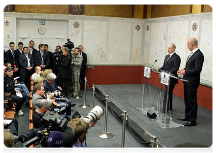 Prime Minister Vladimir Putin and Swedish Prime Minister Fredrik Reinfeldt at joint press conference following talks