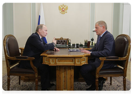 Prime Minister Vladimir Putin at a meeting with Andrei Krainy, head of the Federal Fisheries Agency
