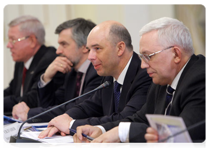 Anatoly Perminov, Director of the Federal Space Agency, Deputy Economic Development Minister Andrei Klepach, Deputy Minister of Finance Anton Siluanov and Nikolai Moiseyev, Director of the Government’s Defence Industry Department