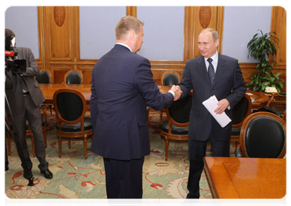 Prime Minister Vladimir Putin meeting with Leonid Markelov, head of Republic of Mari El