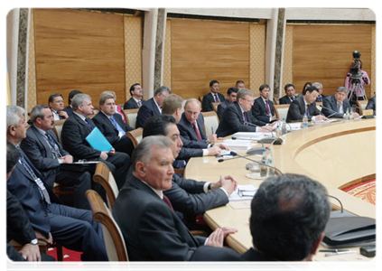 Prime Minister Vladimir Putin at an extended meeting of the EurAsEC Interstate Council
