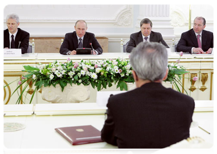 Prime Minister Vladimir Putin meeting with the Federal President of the Republic of Austria, Dr Heinz Fischer