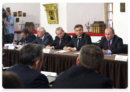 Председатель Правительства Российской Федерации В.В.Путин провёл в Пскове расширенное заседание Президиума Совета при Президенте Российской Федерации по развитию местного самоуправления
