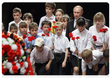 Председатель Правительства Российской Федерации В.В.Путин посетил государственный историко-мемориальный музей-заповедник «Сталинградская битва»