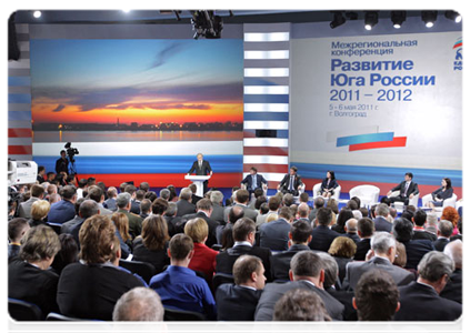Prime Minister Vladimir Putin attends United Russia’s interregional conference titled “Strategies for the Socio-Economic Development of Southern Russia up to 2020. The 2011-2012 Programme”