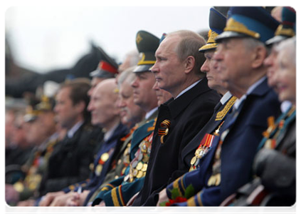 Председатель Правительства Российской Федерации В.В.Путин во время военного парада на Красной площади, посвященного 66-й годовщине Победы в Великой Отечественной войне