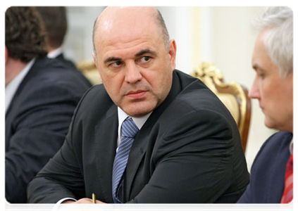 Head of the Federal Tax Service Mikhail Mishustin at a meeting on gas industry taxation
