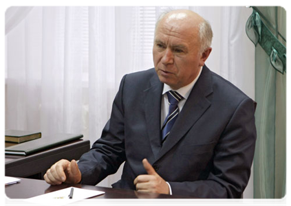 Head of the Republic of Mordovia Nikolai Merkushkin at a meeting with Prime Minister Vladimir Putin