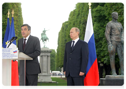 While on a working visit to France, Prime Minister Vladimir Putin takes part in the ceremony of unveiling a monument to soldiers and officers of the Russian Expeditionary Force who fought in World War I (1914-1918)