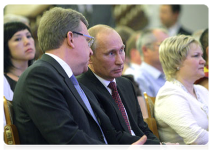 Prime Minister Vladimir Putin and Deputy Prime Minister and Finance Minister Alexei Kudrin at a meeting devoted to the 350th anniversary of Buryatia’s voluntary accession into Russia