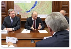 Председатель Правительства Российской Федерации В.В.Путин встретился в Улан-Удэ с руководителями промышленных предприятий Бурятии