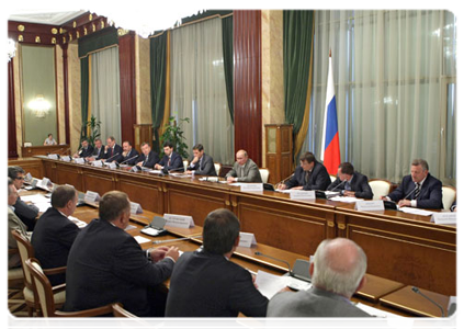 Prime Minister Vladimir Putin chairs a meeting of the organising committee for the celebration of Pyotr Stolypin’s 150th birthday anniversary