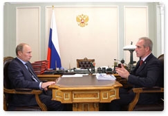 Председатель Правительства Российской Федерации В.В.Путин провёл рабочую встречу с губернатором Ульяновской области С.И.Морозовым