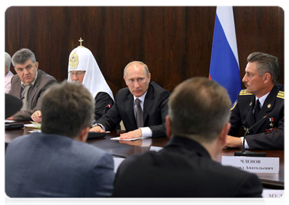 Председатель Правительства Российской Федерации В.В.Путин встретился с представителями конфессий и национально-культурных и общественных организаций