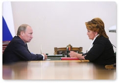 Председатель Правительства Российской Федерации В.В.Путин провёл рабочую встречу с министром сельского хозяйства Е.Б.Скрынник