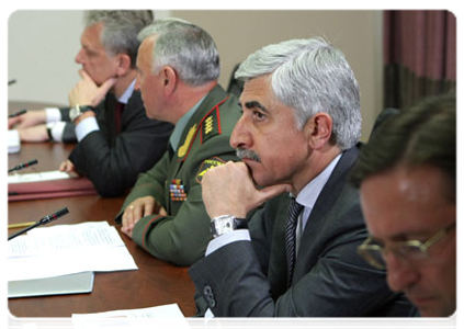 United Aircraft Building Corporation CEO Mikhail Pogosyan at a meeting on the issue of defence procurement