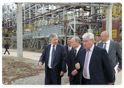 Prime Minister Vladimir Putin visits the Kirishinefteorgsintez production association