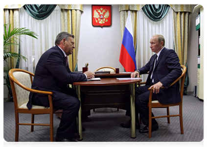 Prime Minister Vladimir Putin meets with Governor of the Leningrad Region Valery Serdyukov