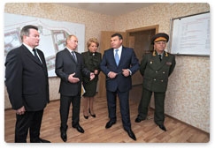 Председатель Правительства Российской Федерации В.В.Путин посетил в Санкт-Петербурге жилой микрорайон Осиновая Роща для военнослужащих
