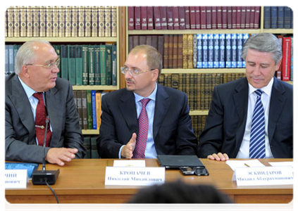 Rector of Lomonosov Moscow State University Viktor Sadovnichy, Rector of Saint Petersburg State University Nikolai Kropachev and Rector of the Financial University under the Government of the Russian Federation Mikhail Eskindarov