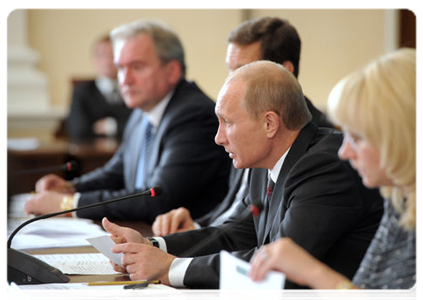Prime Minister Vladimir Putin at a meeting on healthcare modernisation