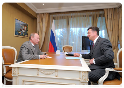 Председатель Правительства Российской Федерации В.В.Путин провёл рабочую встречу с губернатором Ставропольского края В.В.Гаевским