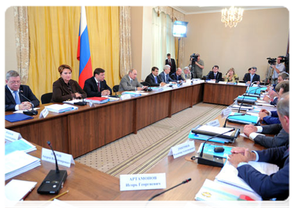 Prime Minister Vladimir Putin holding a meeting of the Government Commission on the Socio-Economic Development of the North Caucasus Federal District