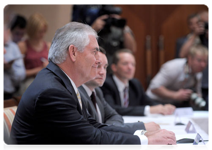 Rex W. Tillerson, Chairman and Chief Executive Officer (CEO), ExxonMobil Corporation, at a meeting with Prime Minister Vladimir Putin