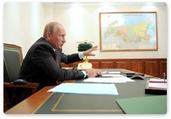 Председатель Правительства Российской Федерации В.В.Путин провёл видеоконференцию по вопросам дорожного строительства