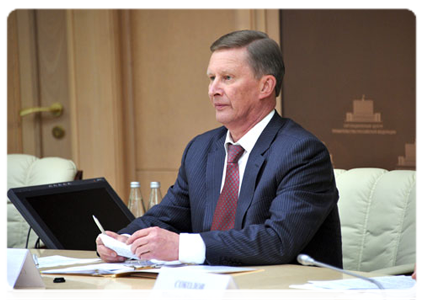 Deputy Prime Minister Sergei Ivanov at a videoconference on road building