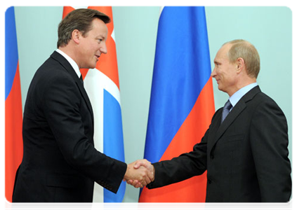Prime Minister Vladimir Putin meeting with British Prime Minister David Cameron