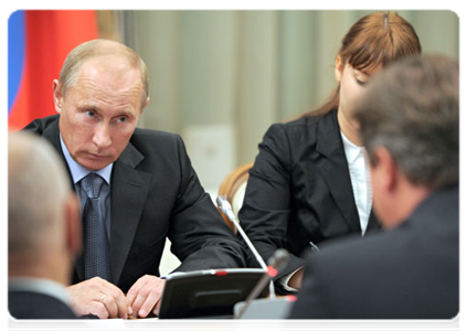 Prime Minister Vladimir Putin meeting with British Prime Minister David Cameron