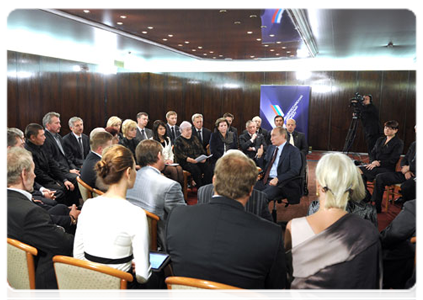Prime Minister Vladimir Putin meeting with parliamentary candidates after primary voting