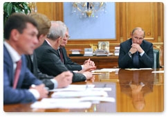 Председатель Правительства Российской Федерации В.В.Путин провёл совещание по итогам встречи с участниками общенародного предварительного голосования