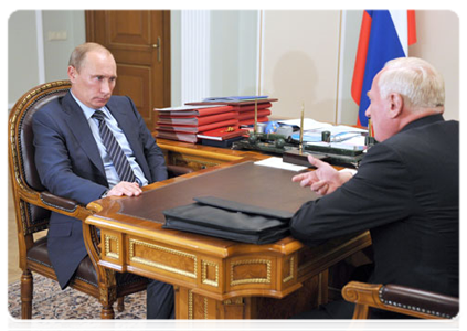 Председатель Правительства Российской Федерации В.В.Путин провёл рабочую встречу с губернатором Томской области В.М.Крессом