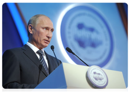 Председатель Правительства Российской Федерации В.В.Путин принял участие во втором Международном арктическом форуме «Арктика – территория диалога»