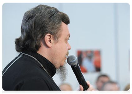 Протоиерей, председатель Синодального отдела по взаимоотношениям церкви и общества Московского Патриархата В.А.Чаплин