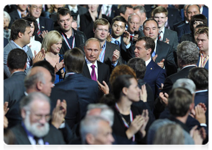 President Dmitry Medvedev and Prime Minister Vladimir Putin at the XII conference of the United Russia party