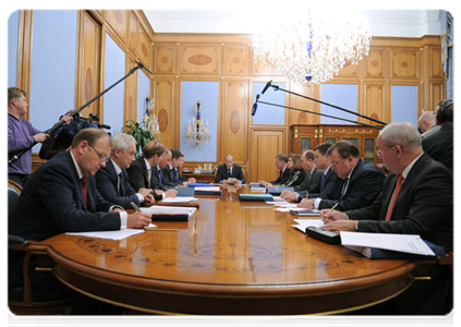 Prime Minister Vladimir Putin at a meeting of the Vneshekonombank (VEB) Supervisory Board