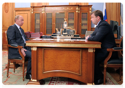 Prime Minister Vladimir Putin meets with Governor of the Tver Region Andrei Shevelyov