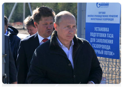 Prime Minister Vladimir Putin initiates the flow of gas into the underwater section of Nord Stream