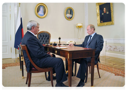 Prime Minister Vladimir Putin meets with St Petersburg Governor Georgy Poltavchenko
