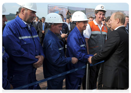 Председатель Правительства Российской Федерации В.В.Путин принял участие в церемонии запуска в эксплуатацию первой очереди магистрального газопровода Сахалин–Хабаровск–Владивосток на острове Русский