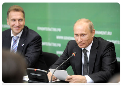 Председатель Правительства Российской Федерации В.В.Путин провёл совещание по вопросу «О развитии Дальневосточного федерального университета и наследии саммита АТЭС в г.Владивостоке»